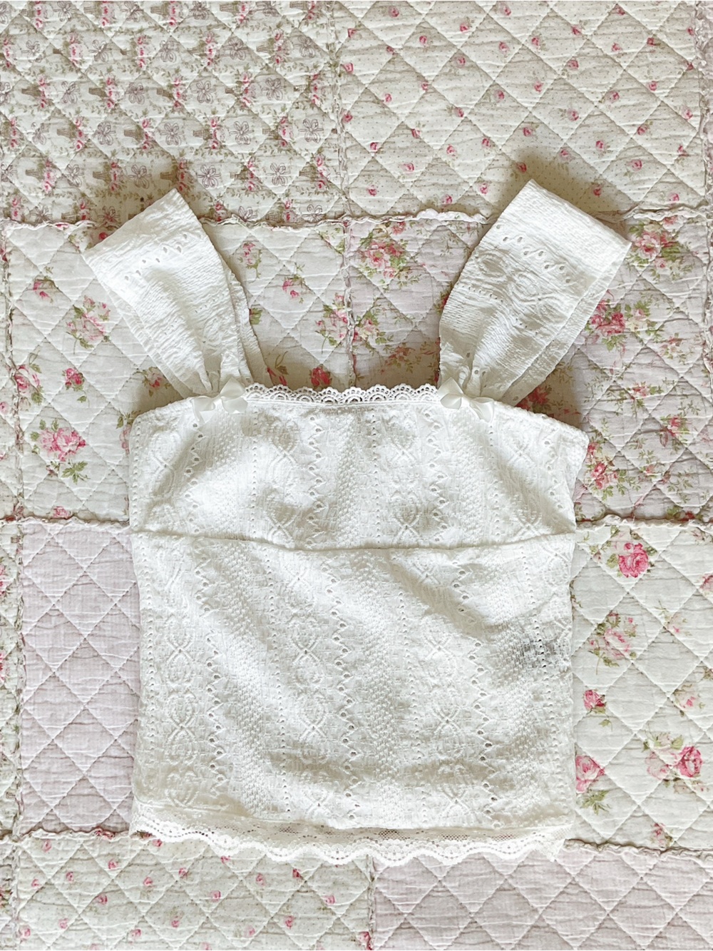 Lace White Eyelet Lace Square-Neck Tank Top